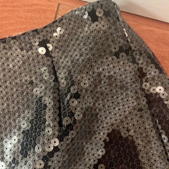 Michael Kors dark grey sequence mini skirt - Picture 2 of 12